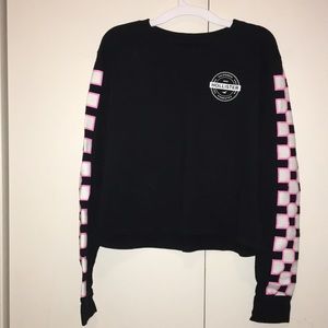 MUST GO! // Hollister graphic long sleeve